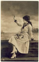 Woman with dress, beckoning