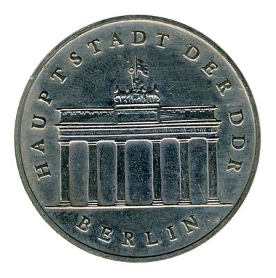 DDR 1989 J.1536 5 Mark Brandenburger Tor st